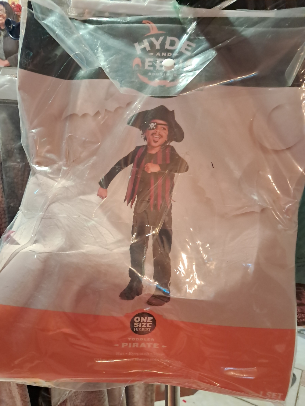 Kids' Black and Red Pirate Costume
